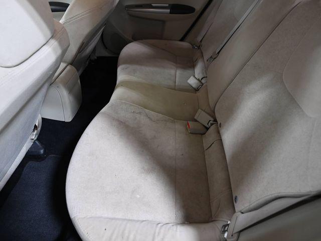 Used 2010 Black Subaru 2.5i image 10