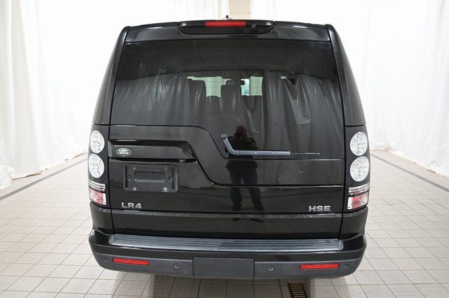 Used 2016 Black Land Rover HSE image 13