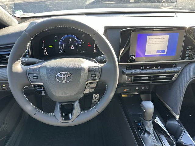 2025 Toyota Camry SE 7