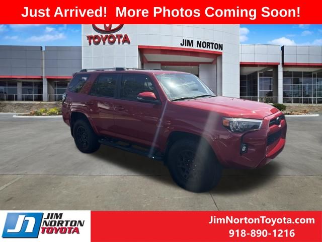 Barcelona Red Metallic 2023 Toyota 4Runner SUV / Crossover Four-Wheel Drive 5-Speed Automatic