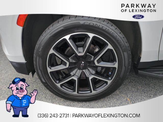 Used 2024 White Chevrolet RST image 10