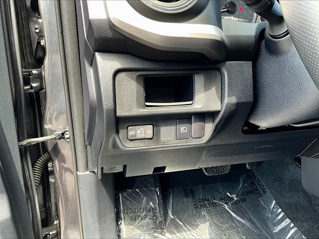 2019 Toyota Tacoma SR5 - Photo 17