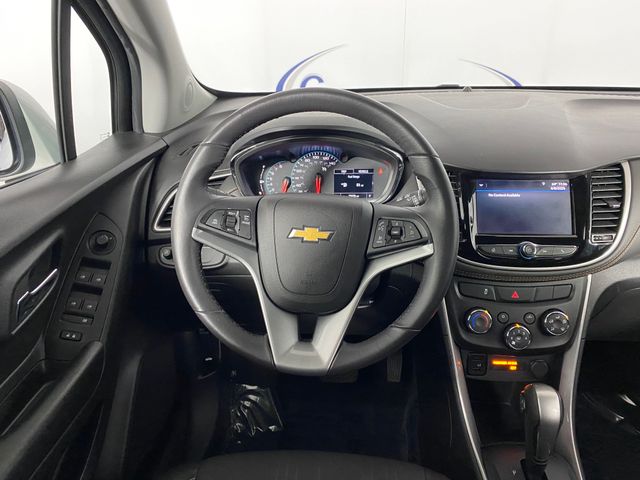 2022 Chevrolet Trax LT photo