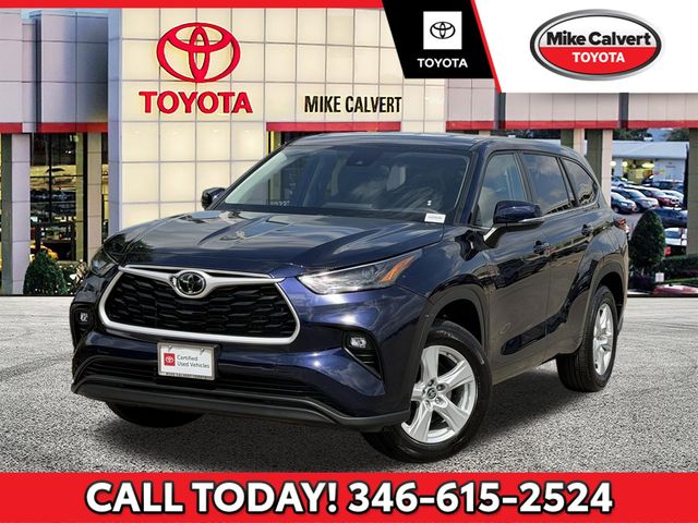 Blueprint 2025 Toyota Highlander LE FWD SUV / Crossover Front-Wheel Drive 8-Speed Automatic