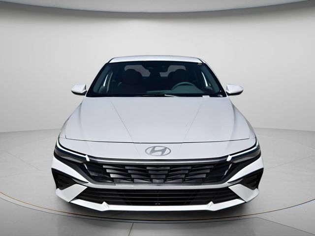 2026 Hyundai Elantra - $22,144
