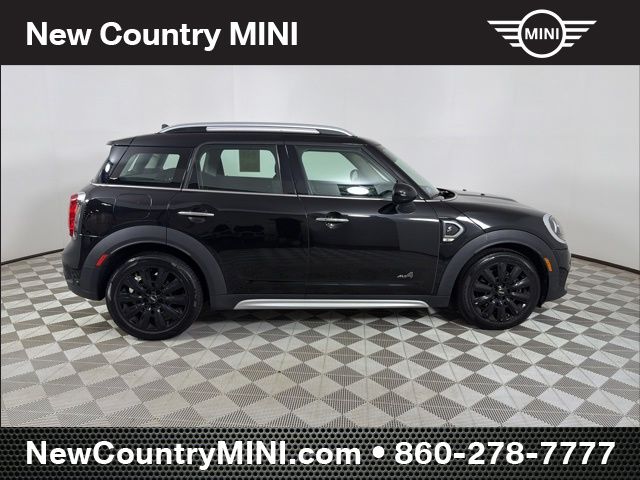Used 2019 Black MINI Signature image 8