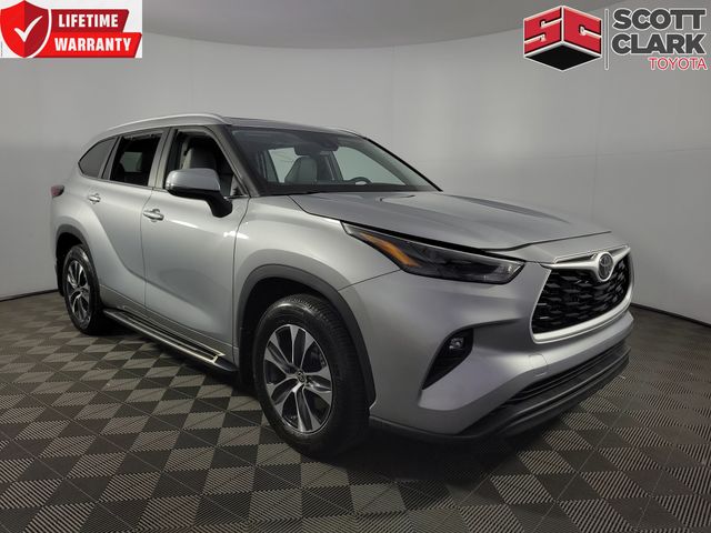 2024 Toyota Highlander XLE