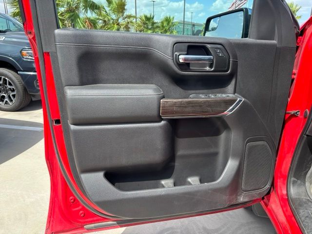 Used 2020 Red Chevrolet LT image 9