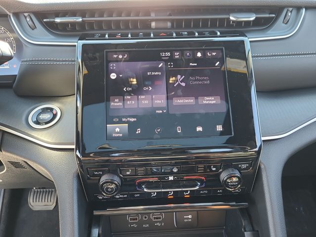 New 2025 White Jeep Altitude X image 13