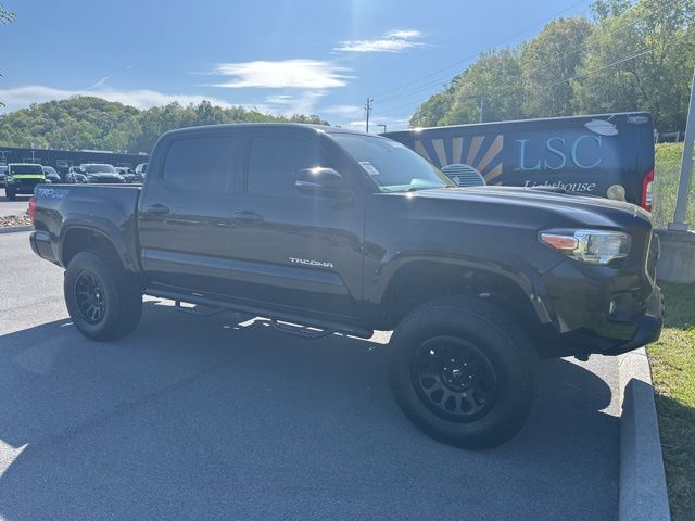 Midnight Black Metallic 2018 Toyota Tacoma TRD Sport Double Cab 4WD Pickup Truck Four-Wheel Drive 6-Speed Automatic