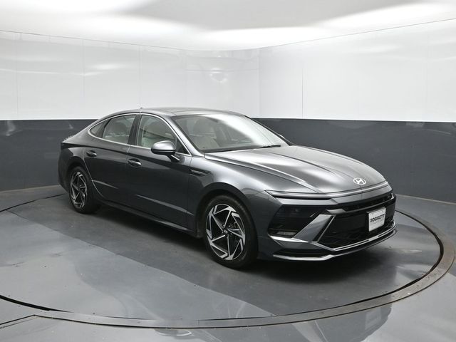 Used 2024 Hyundai Sonata Sedan