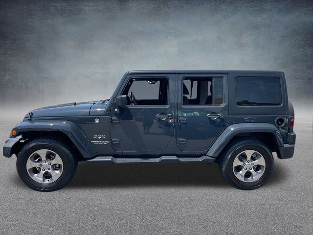 2017 Jeep Wrangler Unlimited Sahara 8