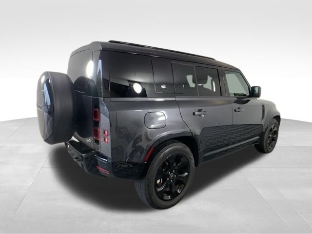 2023 Land Rover Defender 110 X-Dynamic SE 6