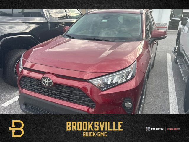 Red (Ruby Flare Pearl) 2020 Toyota RAV4 XLE FWD SUV / Crossover Front-Wheel Drive 8-Speed Automatic