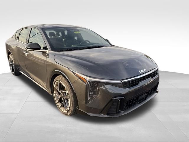 Interstellar Gray 2025 Kia K4 Sedan Front-Wheel Drive Continuously Variable Transmission
