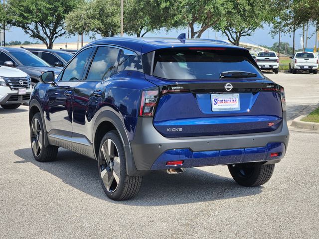 2025 Nissan Kicks SR photo 4