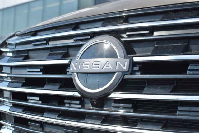 Used 2025 Nissan Rogue SL 4D Sport Utility