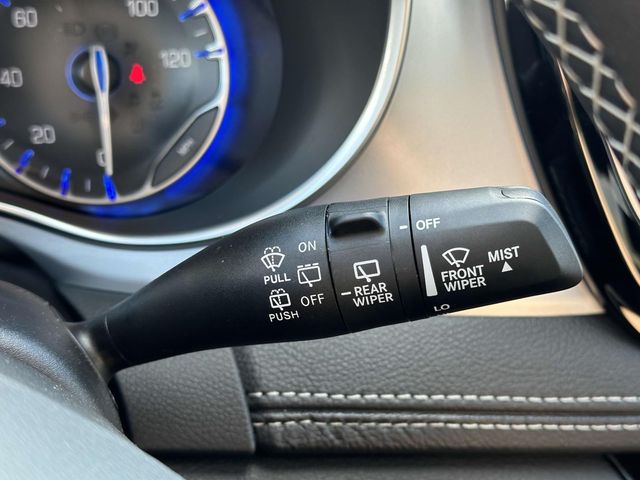 2025 Chrysler Pacifica Limited - Photo 12