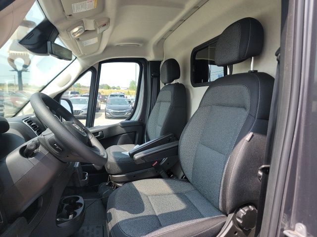 2024 Ram ProMaster 2500 High Roof 12