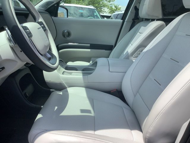 Used 2026 Abyss Black Hyundai Calligraphy image 20