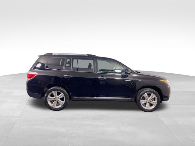 2013 Toyota Highlander Limited 32