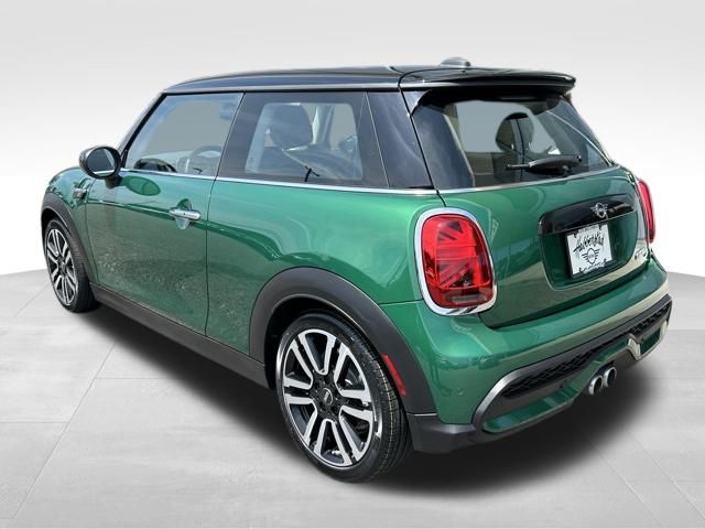 2022 MINI Cooper S Signature 7