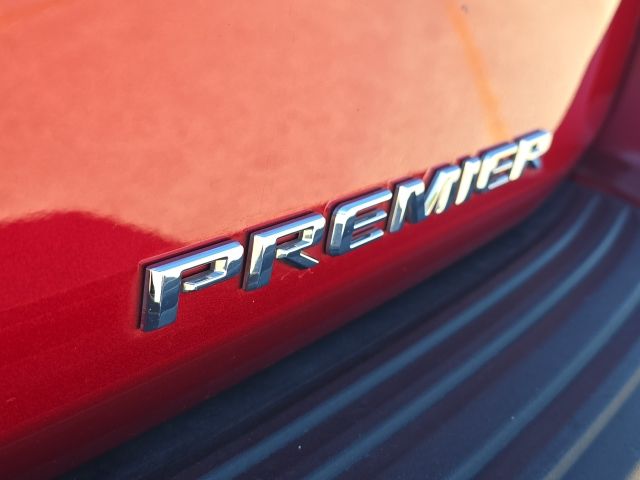 2023 Chevrolet Suburban Premier:C02421