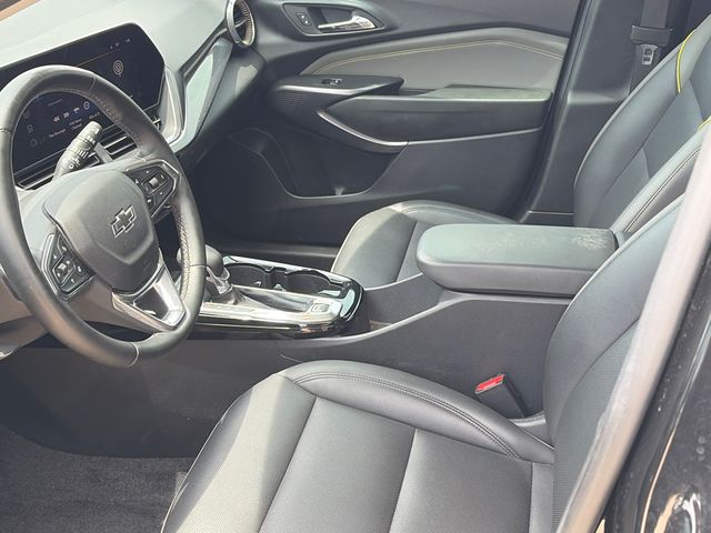 Used 2024 Chevrolet Trax SUV