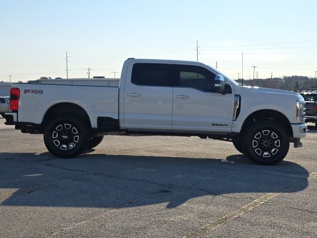 2024 Ford F-250SD Platinum:168065A2