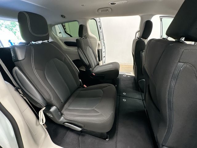 2022 Chrysler Voyager LX White at Phil Fitts Ford