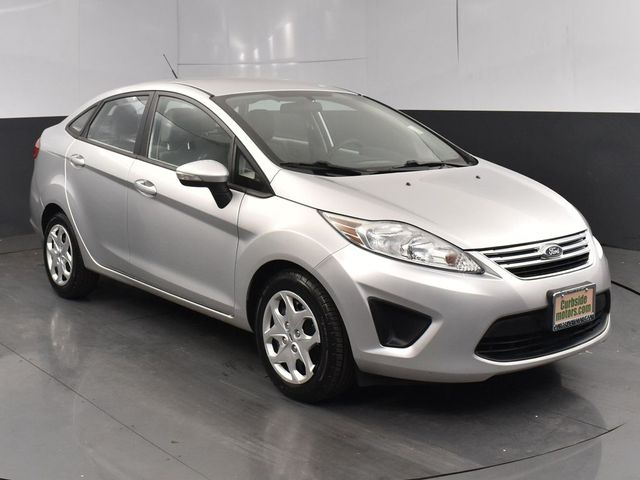 Ingot Silver 2013 Ford Fiesta Sedan Front-Wheel Drive 6-Speed Automatic
