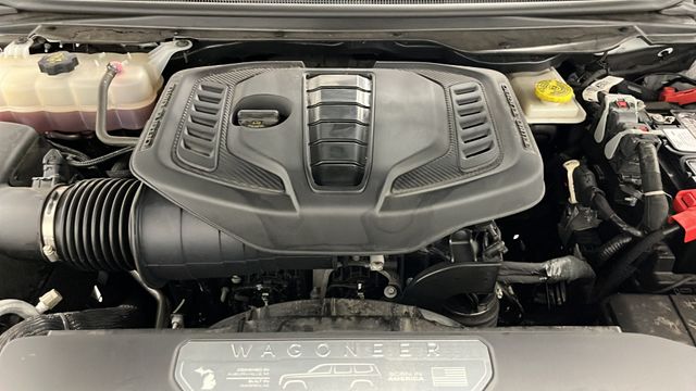 Used 2023 Bright White Clearcoat Jeep Base image 29