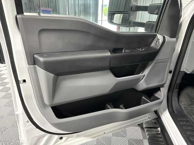 New 2023 White Ford XL image 21
