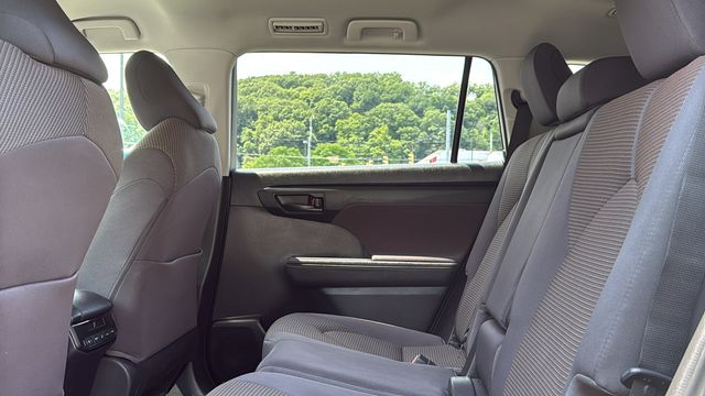 Used 2023 Toyota Highlander SUV