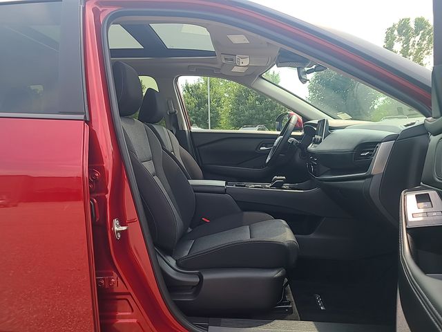 Used 2025 Nissan Rogue SUV