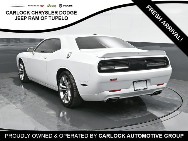 2022 Dodge Challenger R/T 8