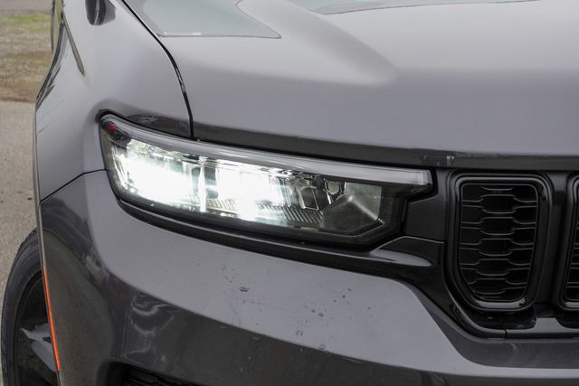 new 2025 Jeep Grand Cherokee car, priced at $40,720