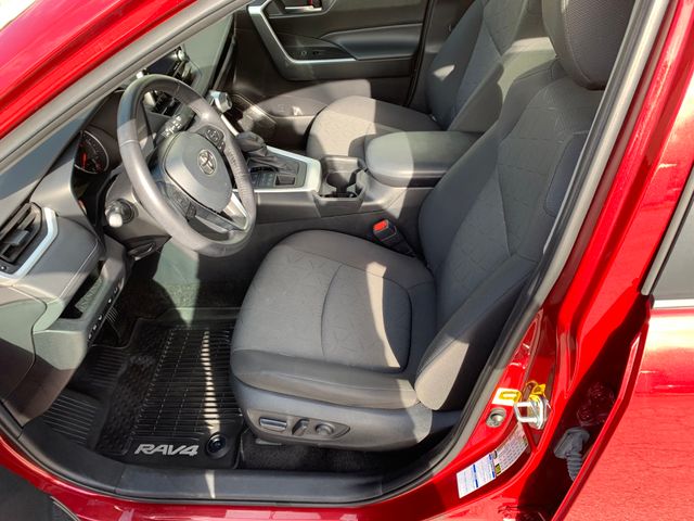Used 2021 Toyota RAV4 SUV