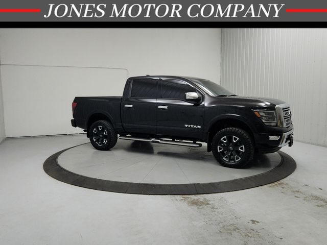 Super Black 2023 Nissan Titan Platinum Reserve Crew Cab 4WD Pickup Truck Four-Wheel Drive 9-Speed Automatic