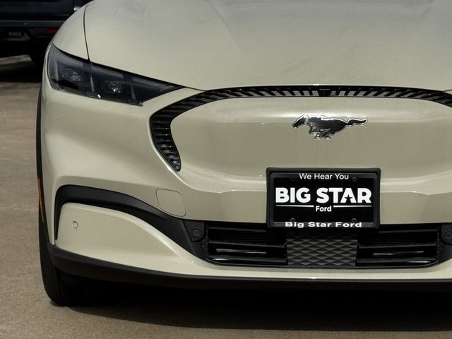 New 2026 Beige Ford Select image 5