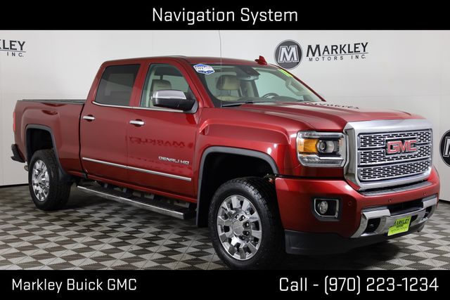 Red Quartz Tintcoat 2018 GMC Sierra 2500HD Denali Crew Cab SB 4WD Pickup Truck Four-Wheel Drive 6-Speed Automatic Overdrive