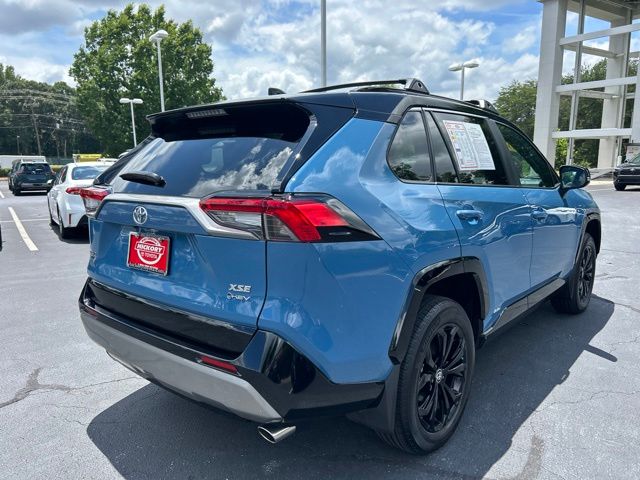 2025 Toyota RAV4 XSE - Photo 7