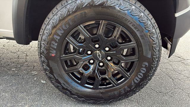 new 2026 Chevrolet Colorado car, priced at $42,595