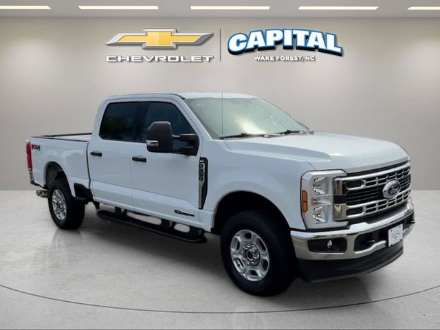 Used 2025 White Ford XLT image 7