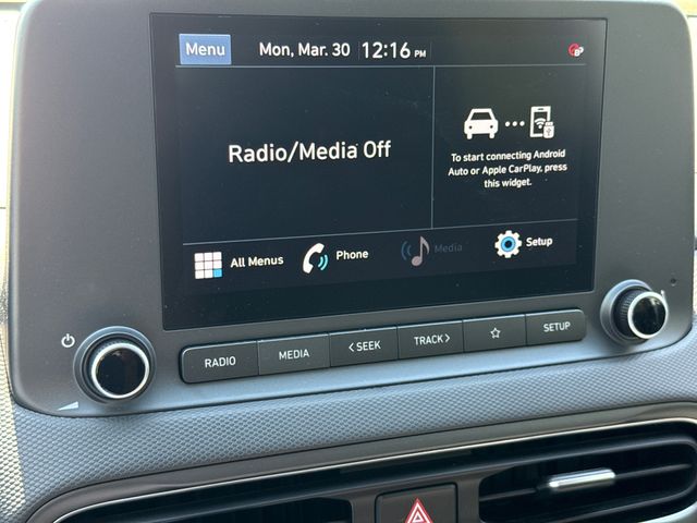 Used 2023 White Hyundai SEL image 22