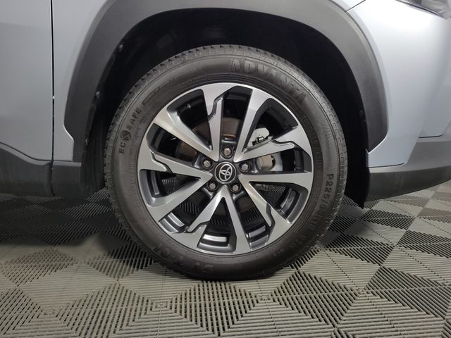 2024 Toyota Corolla Cross XLE - Photo 11