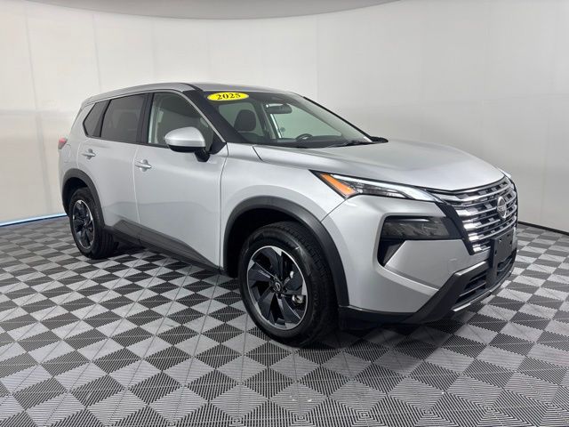 Used 2025 Nissan Rogue SUV