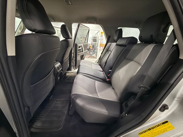 2022 Toyota 4Runner SR5 Premium - 10