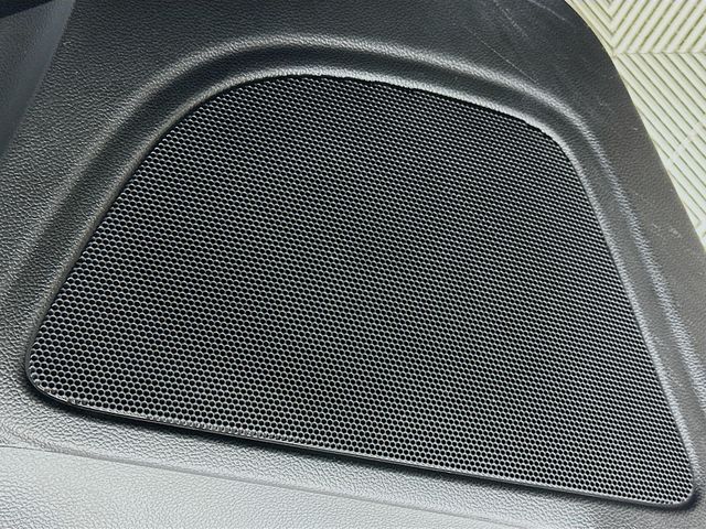 Thumbnail: 2018 Chevrolet Colorado - 18