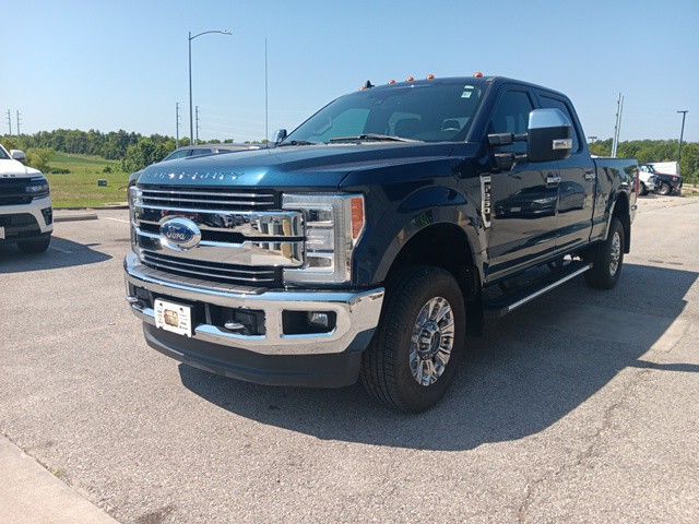 Used 2019 Ford F-250SD Lariat with VIN 1FT7W2B6XKEE83240 for sale in Kansas City